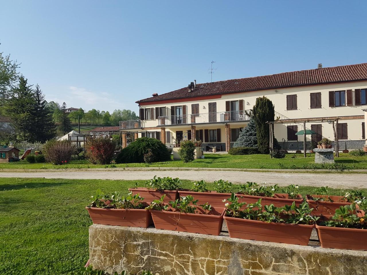 La Crota B&B Asti Exteriér fotografie